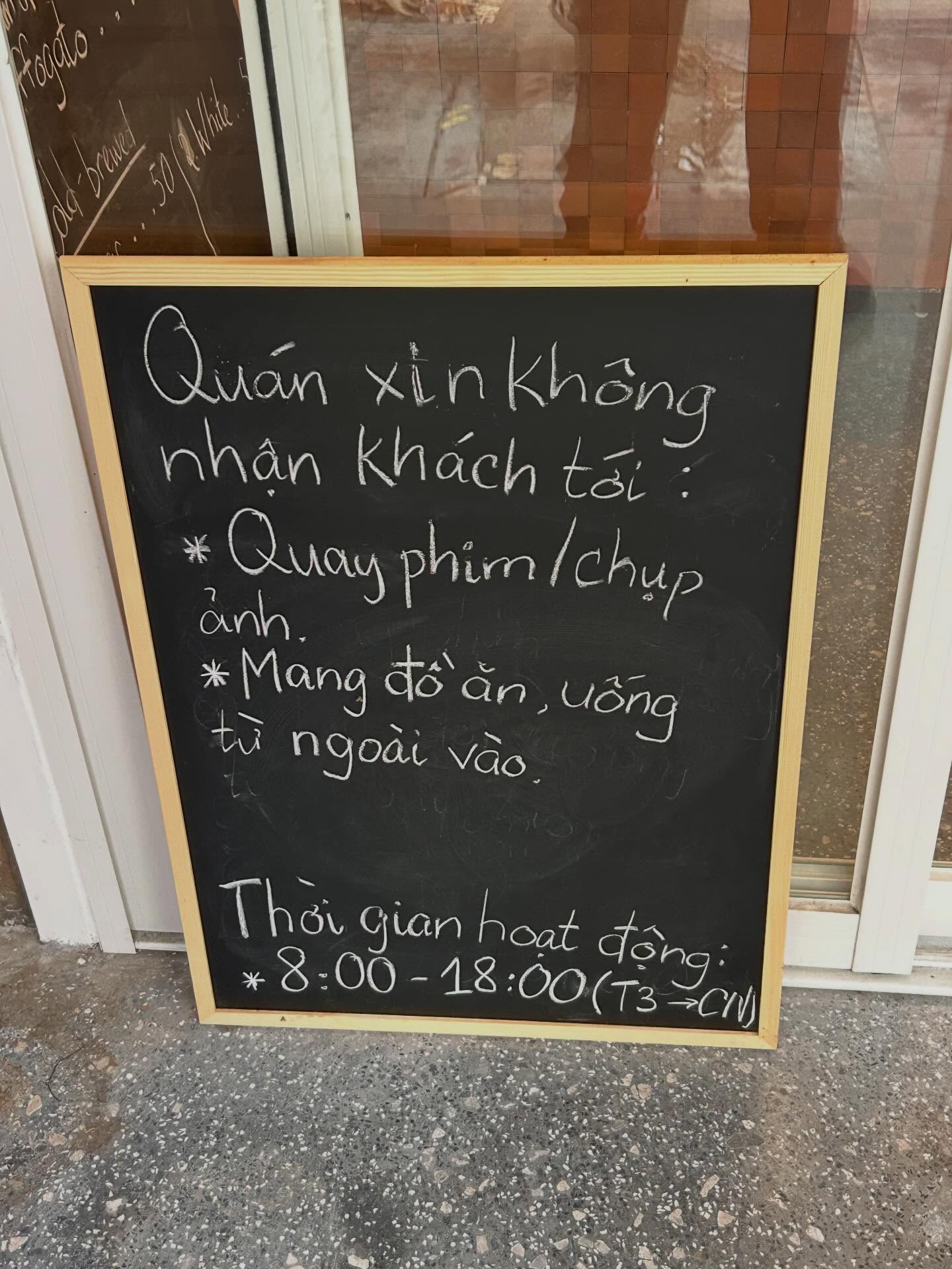 Sóng gió khách ngồi lì, đánh giá 1 sao, chủ các quán cà phê lên tiếng: 
