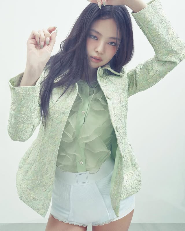 1 bức ảnh khiến tất cả phải "ngả mũ" thán phục Jennie (BLACKPINK)!- Ảnh 9.