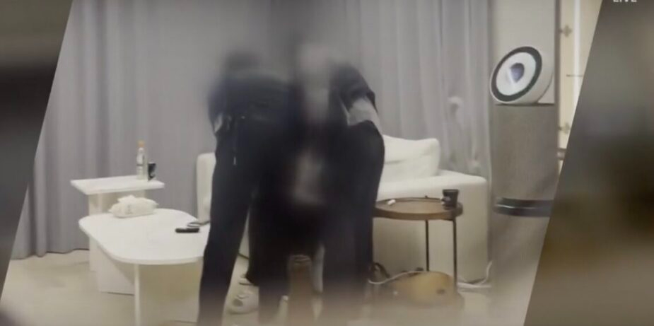 Anh trai Jisoo (BLACKPINK) lại trở thành tâm điểm phẫn nộ: Bị tố bạo hành gia đình, bắt vợ phải quỳ gối xin tha?- Ảnh 4.