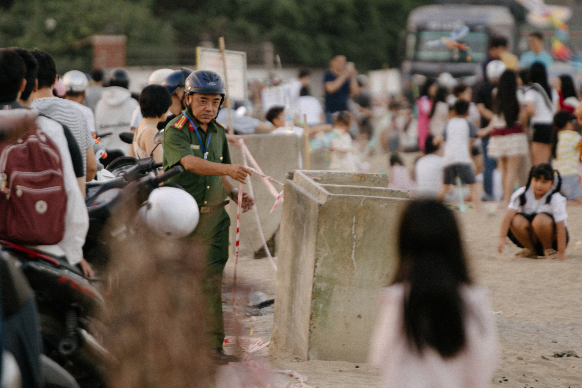 Tuyệt đối không nên tụ tập, hóng gió tại “biển Gò Vấp” lúc này!- Ảnh 12.