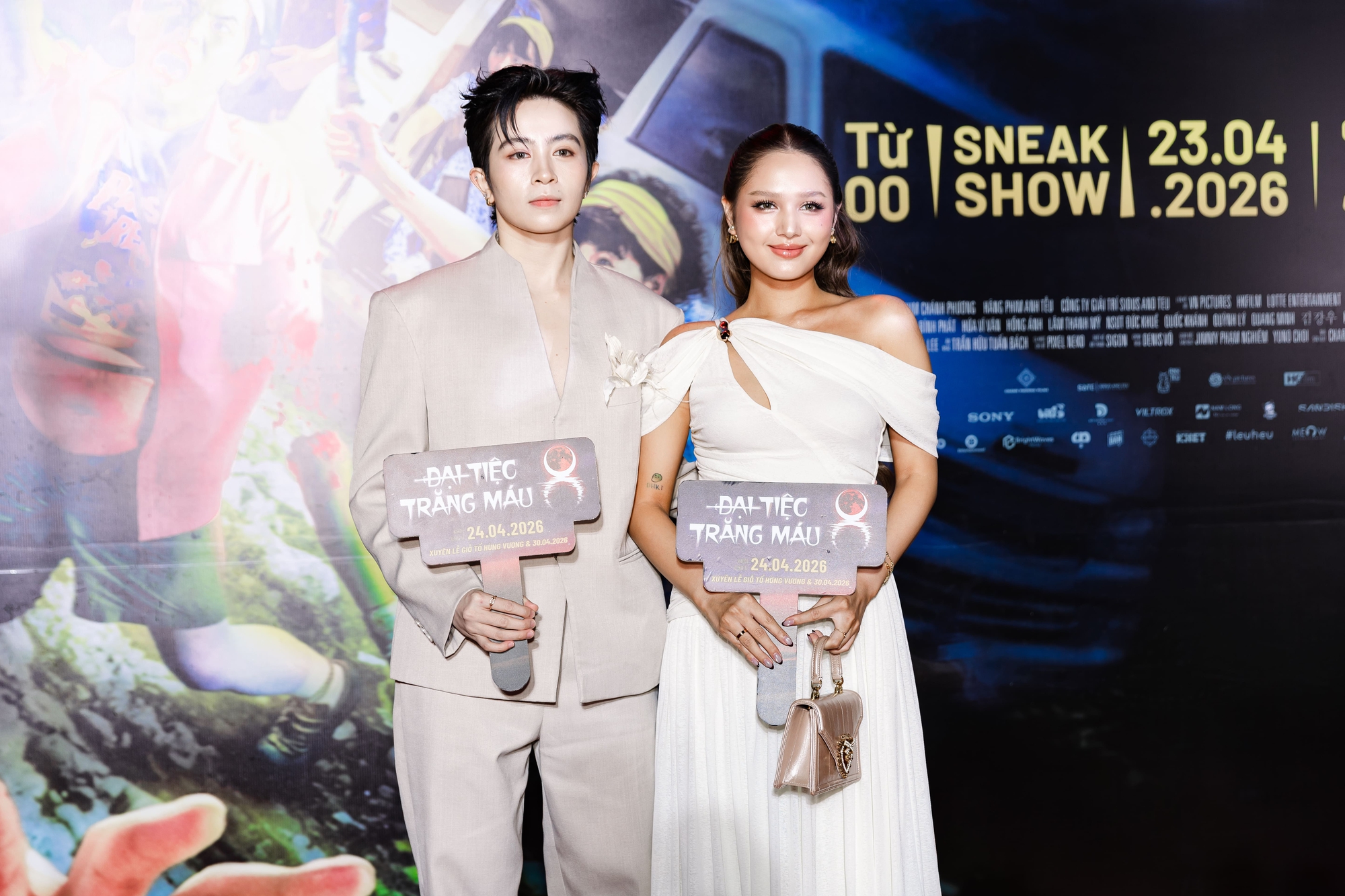 Thảm đỏ Đại Tiệc Trăng Máu 8: Tam Triều Dâng - Võ Điền Gia Huy đẹp đôi chết mất, visual Miu Lê gây sốc MXH- Ảnh 10.