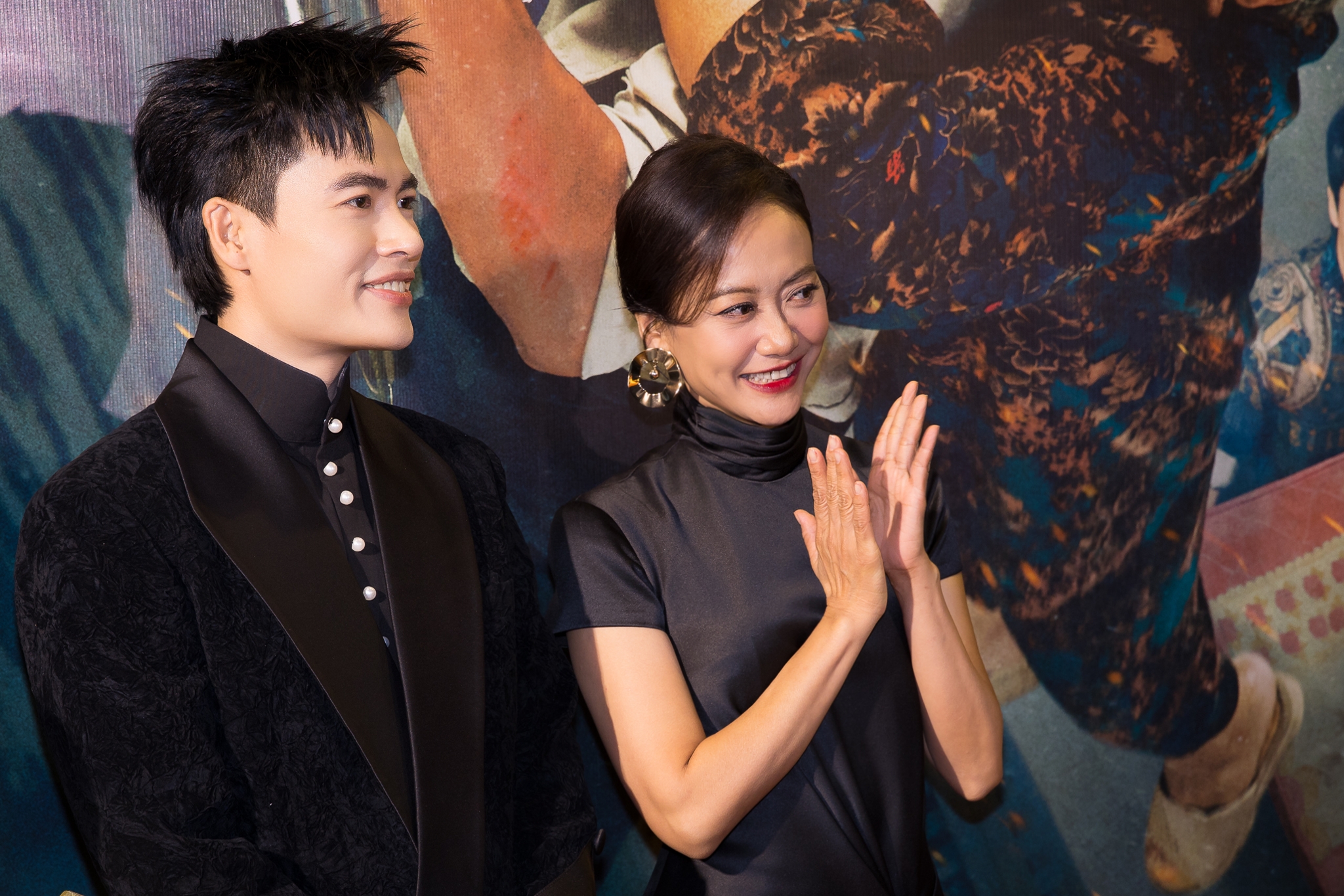 Thảm đỏ HOT nhất hôm nay: Phương Anh Đào - Nhã Phương đọ visual khét lẹt, Chi Pu vừa xuất hiện đã gây náo loạn- Ảnh 7.