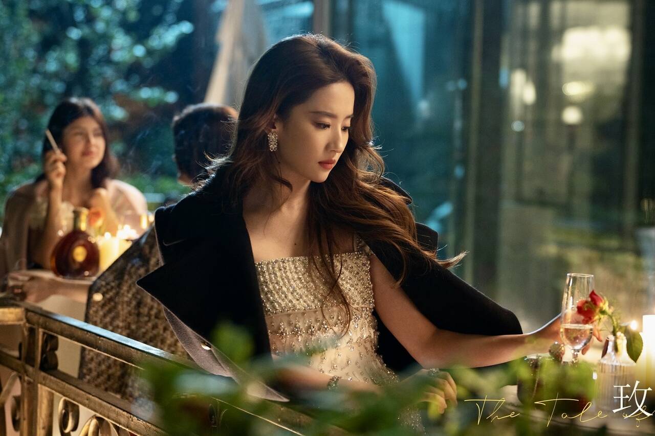 Nhìn Lưu Diệc Phi 25 năm trước đúng là visual "vắt ra nước", đến cái tên cũng trở thành tính từ chỉ sắc đẹp- Ảnh 12.