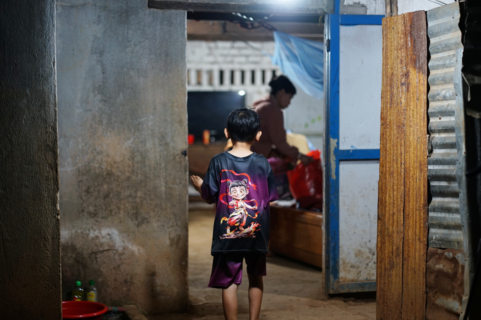 Mẹ của 4 em nhỏ ở Lâm Đồng lên tiếng: “Họ hàng không ưa nên tôi không dám về. Ai nói sao thì nói”- Ảnh 4. Mẹ của 4 em nhỏ ở Lâm Đồng lên tiếng: “Họ hàng không ưa nên tôi không dám về. Ai nói sao thì nói”- Ảnh 4.