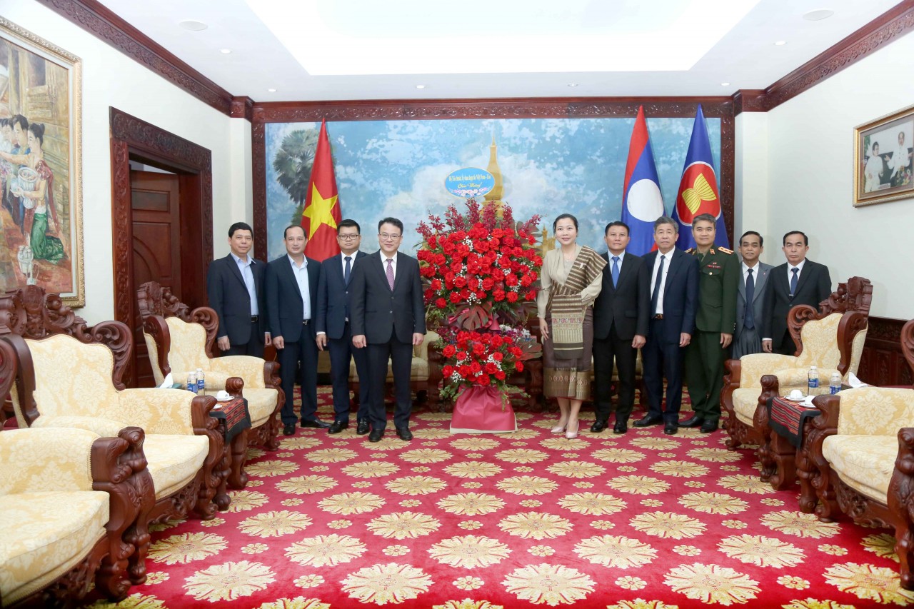 Thứ trưởng Bộ Tài chính Trần Quốc Phương chúc Tết cổ truyền Bunpimay Lào năm Phật lịch 2569 Thứ trưởng Bộ Tài chính Trần Quốc Phương chúc Tết cổ truyền Bunpimay Lào năm Phật lịch 2569