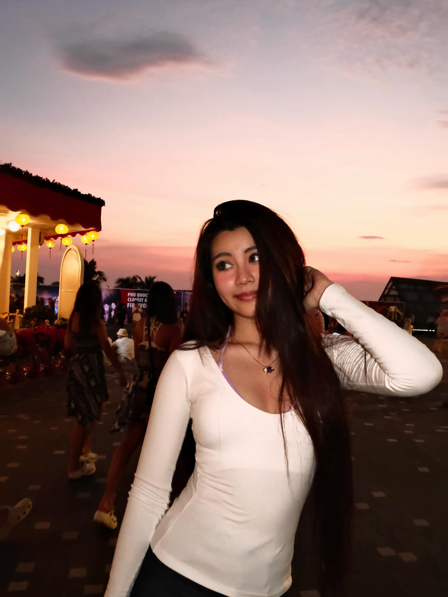 Hạt Dẻ so với Lọ Lem: Càng ngày càng khác biệt- Ảnh 10.