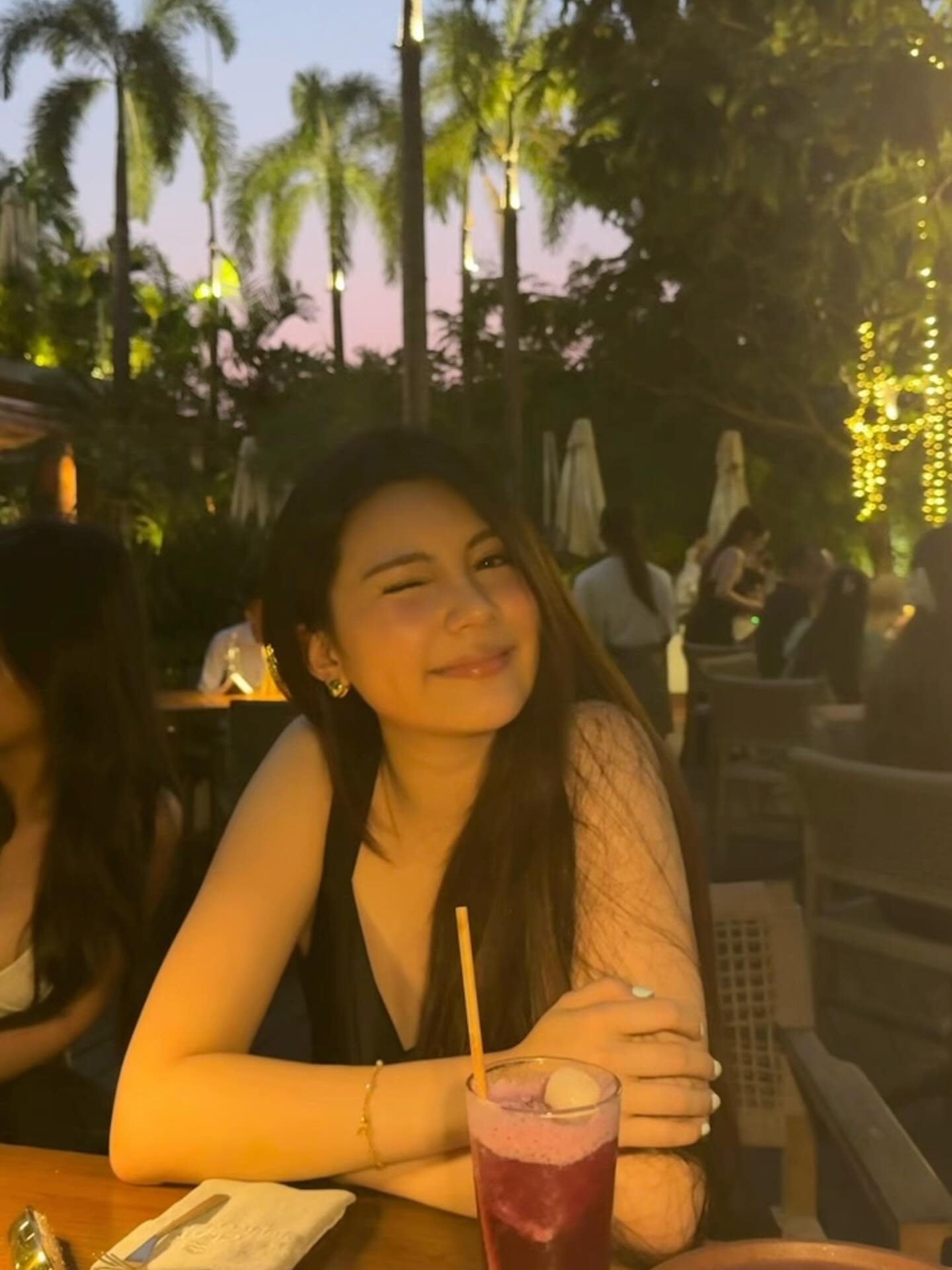 Hạt Dẻ so với Lọ Lem: Càng ngày càng khác biệt- Ảnh 1.