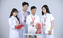 Kỳ thi đánh giá năng lực hành nghề y: Bác sĩ trẻ chuẩn bị gì để bước vào 'đường đua'?