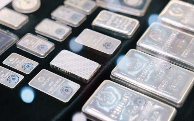 Ngày 1/4: Giá bạc trong nước và thế giới nối đà tăng phiên thứ 2 liên tiếp