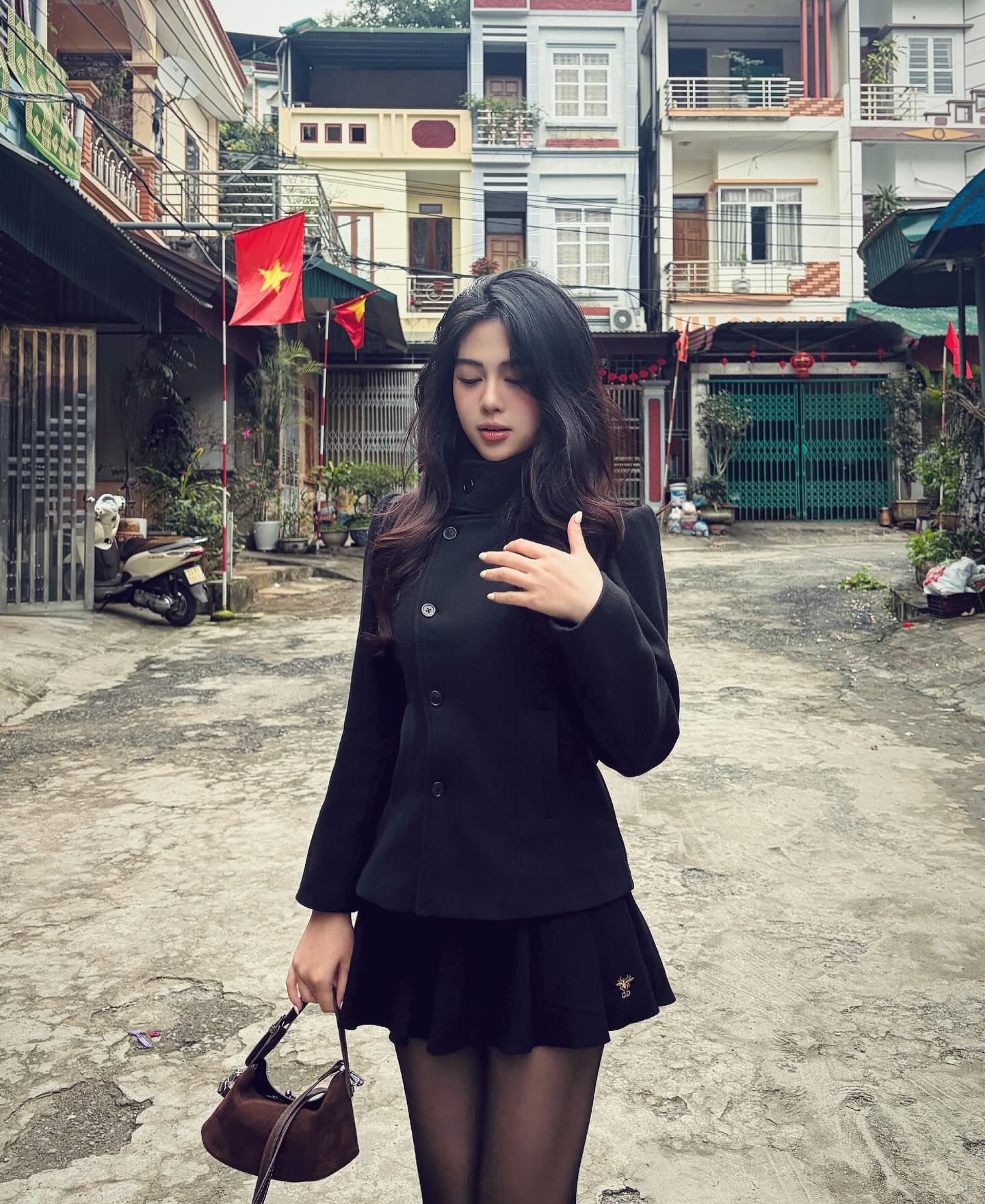 Lộ diện nhan sắc của cô gái cả mạng xã hội tìm kiếm - Ảnh 7.
