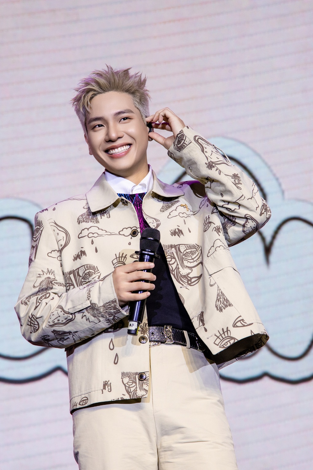 Vợ yêu 14 năm của Quân A.P: Visual như Lưu Diệc Phi, body còn đỉnh hơn!- Ảnh 12.