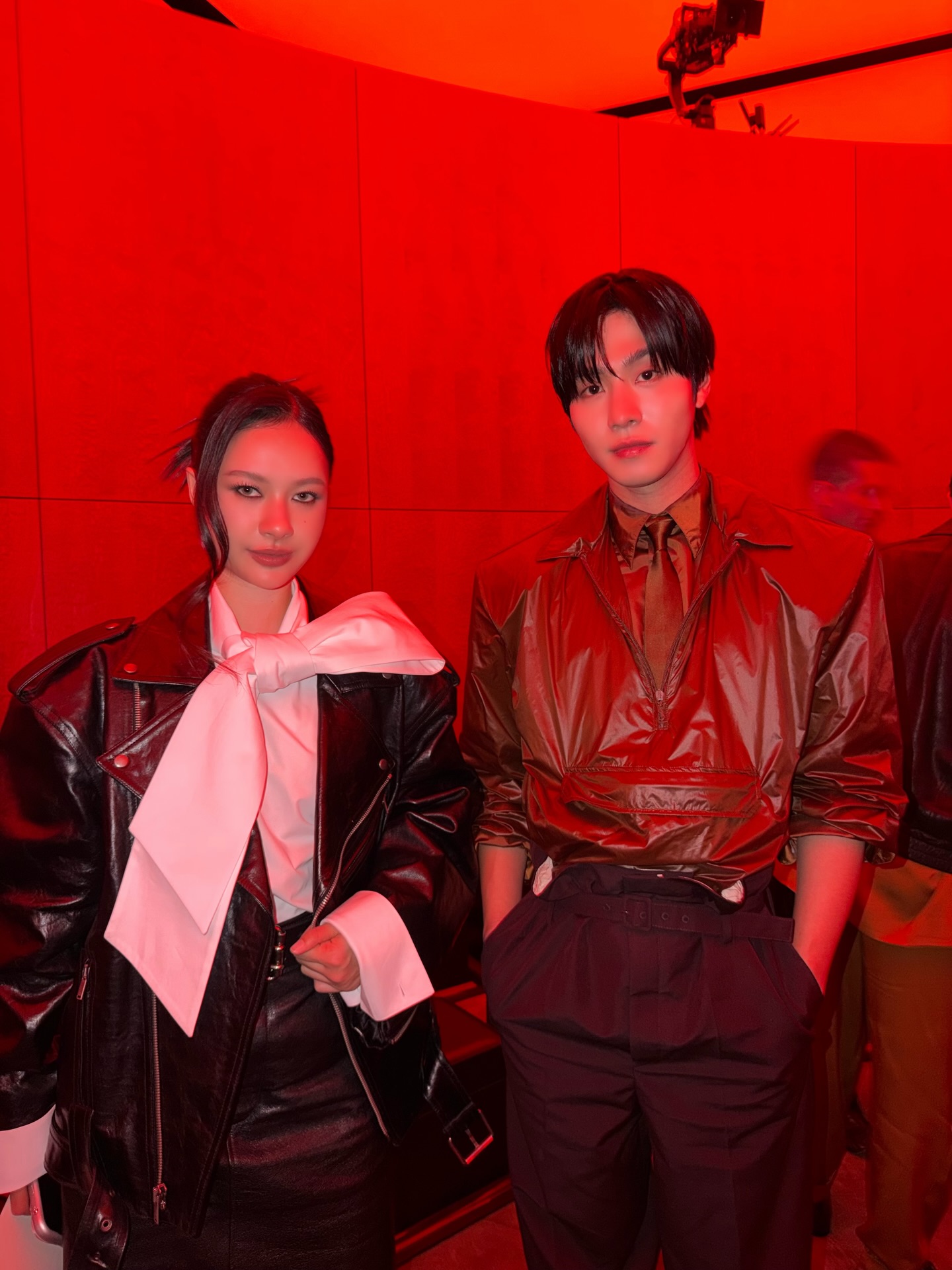 Rosé kín đáo nhưng tỏa sáng đến show Saint Laurent, Cha Eun Woo đã bị thay bằng nam thần "tổng tài" cao gần 1m9- Ảnh 9.