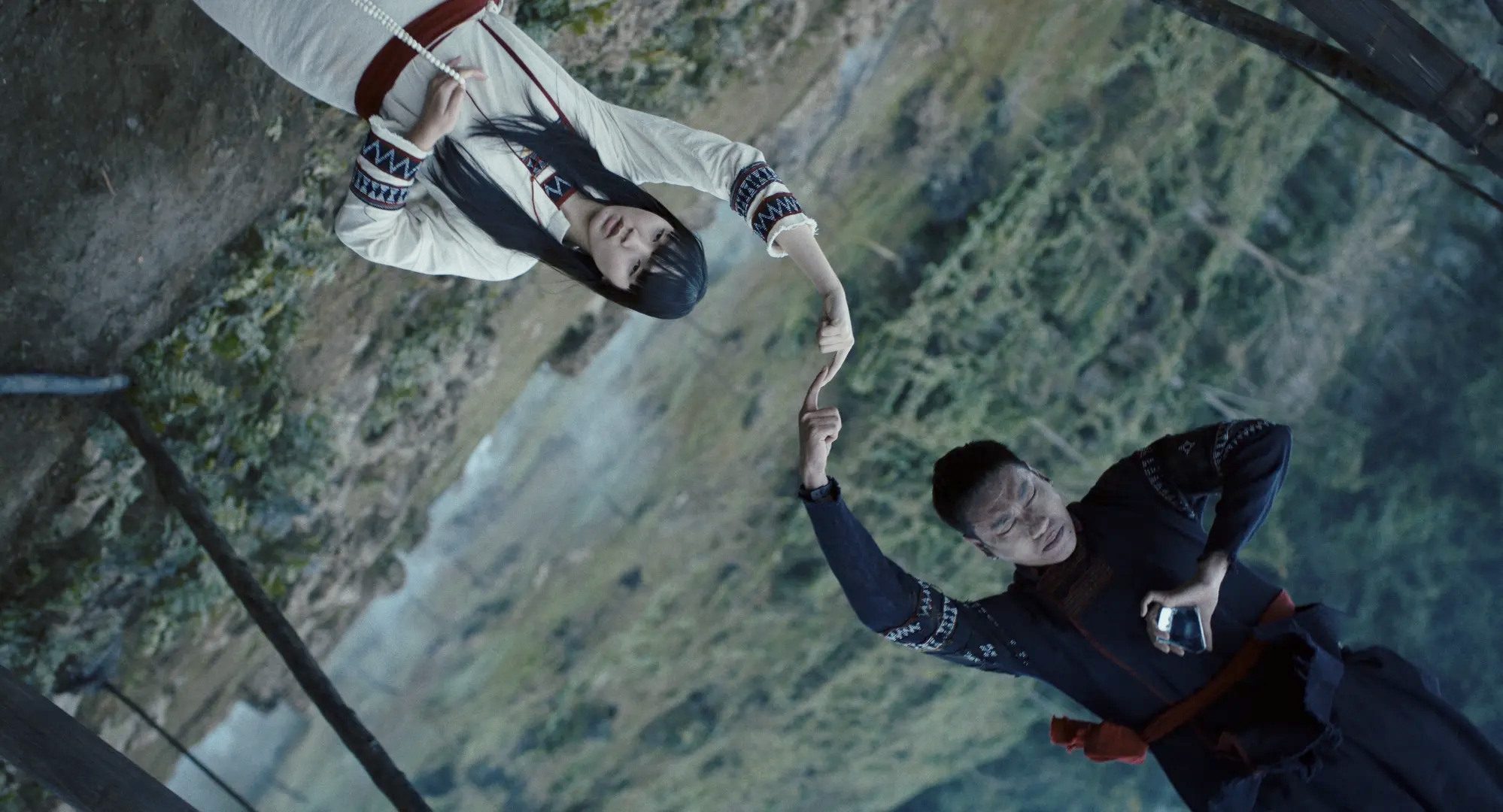 Phí Phông: Quỷ Máu Rừng Thiêng mới chiếu 3 ngày đã vượt mốc 70 tỷ, lập 4 kỷ lục phòng vé- Ảnh 3.