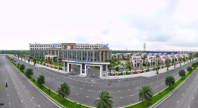 Không phô trương vẫn đắt giá: “Ốc đảo thượng lưu” Vịnh Xanh hút giới tinh hoa - Ảnh 2. Không phô trương vẫn đắt giá: “Ốc đảo thượng lưu” Vịnh Xanh hút giới tinh hoa - Ảnh 2.