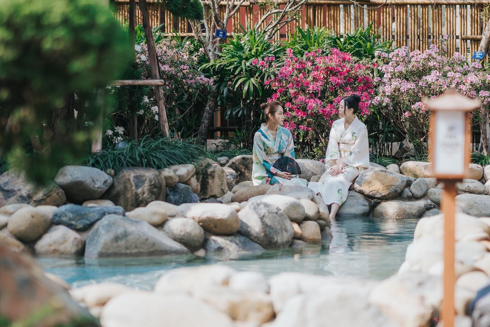 Clubhouse Onsen tại Charmora City mang đặc quyền khoáng nóng tới Nam Nha Trang - Ảnh 2.