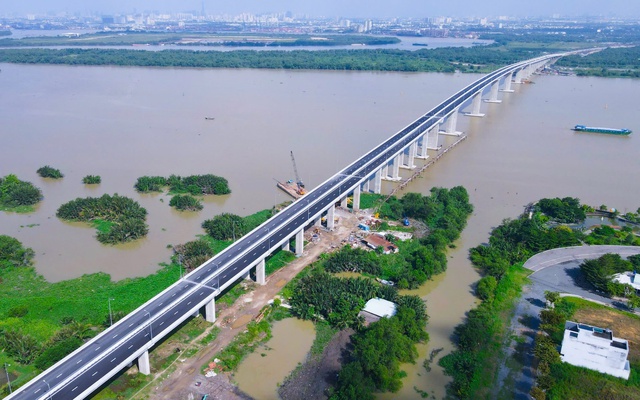 Từ hai cực phát triển đến một trục kết nối: Câu chuyện mới của Đông - Nam TP.HCM