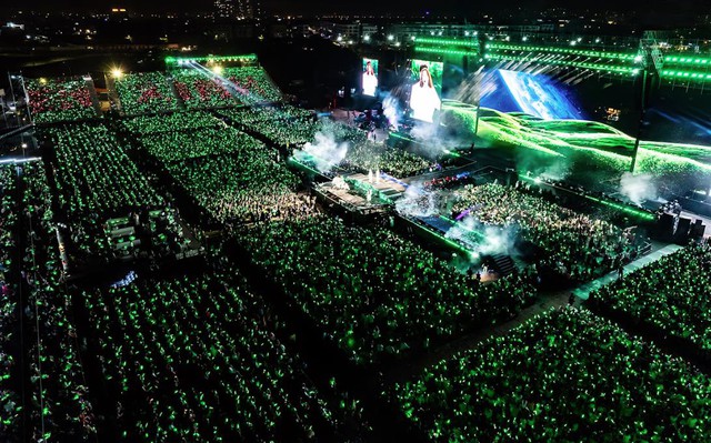 Bất động sản thăng hạng tại “thành phố vạn lễ hội” Van Phuc City