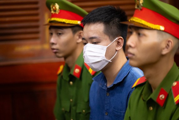 Tròn 1 năm Quang Linh Vlogs bị bắt, chị gái: “Em mình đã sai và đã trả giá bằng những ngày tháng tăm tối nhất của cuộc đời...