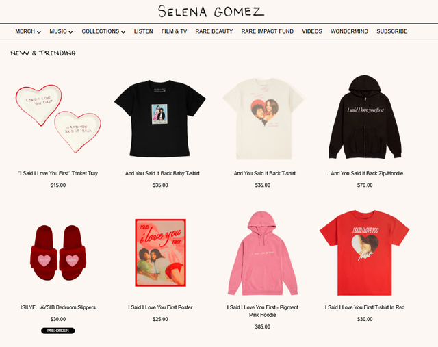 Mặc áo có dòng chữ lạ, Selena Gomez bị gắn mác "pick me girl"- Ảnh 8.