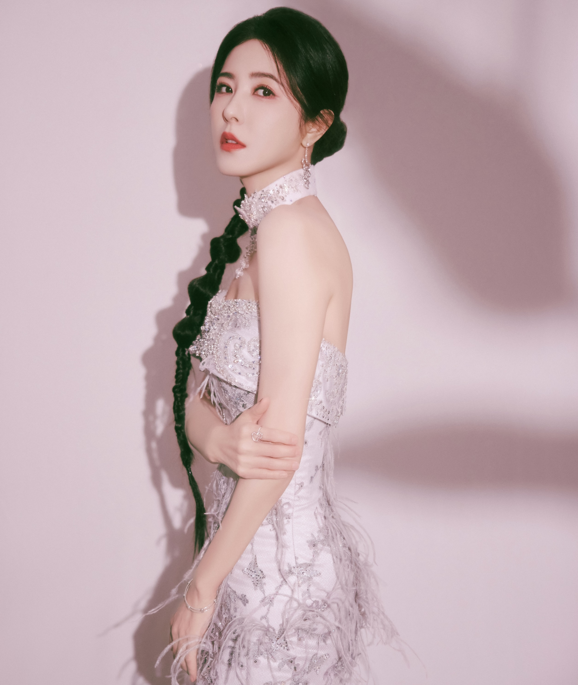 Gương mặt dữ tợn của mỹ nhân "200 năm nữa cũng không có ai đẹp bằng"- Ảnh 6.