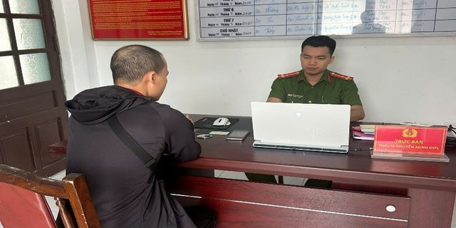 Phải đóng thuế 5% vì tài khoản nhận 1,8 tỷ đồng: Người đàn ông quyết báo công an Gia Lai - Ảnh 1.