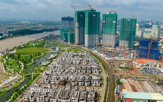 Chủ tịch Hiệp hội Nhà thầu xây dựng: BĐS phụ thuộc 70% vốn vay nhưng hiện các ngân hàng lớn như Big 4 cũng từ chối cấp tín dụng cho dự án mới - Ảnh 2.