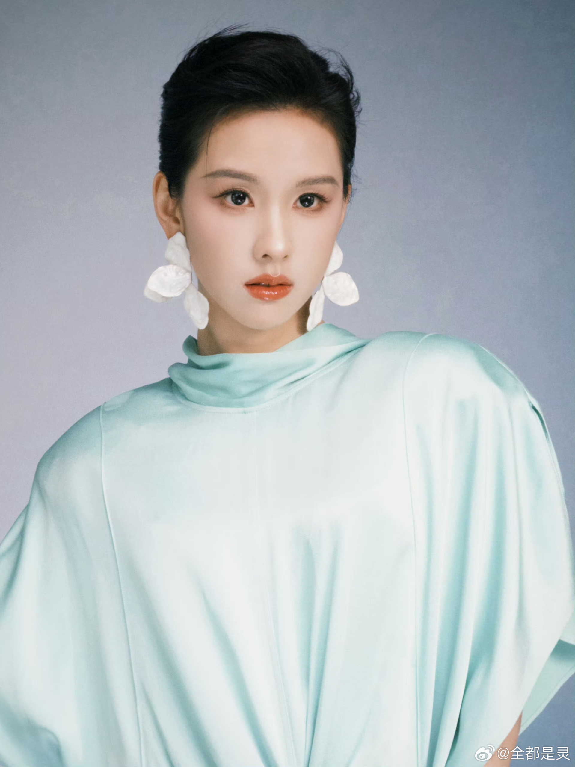1 cái xoay người của mỹ nhân này đủ làm nghiêng ngả cả một triều đại: Nhan sắc bỏ xa thế gian phàm tục- Ảnh 7.
