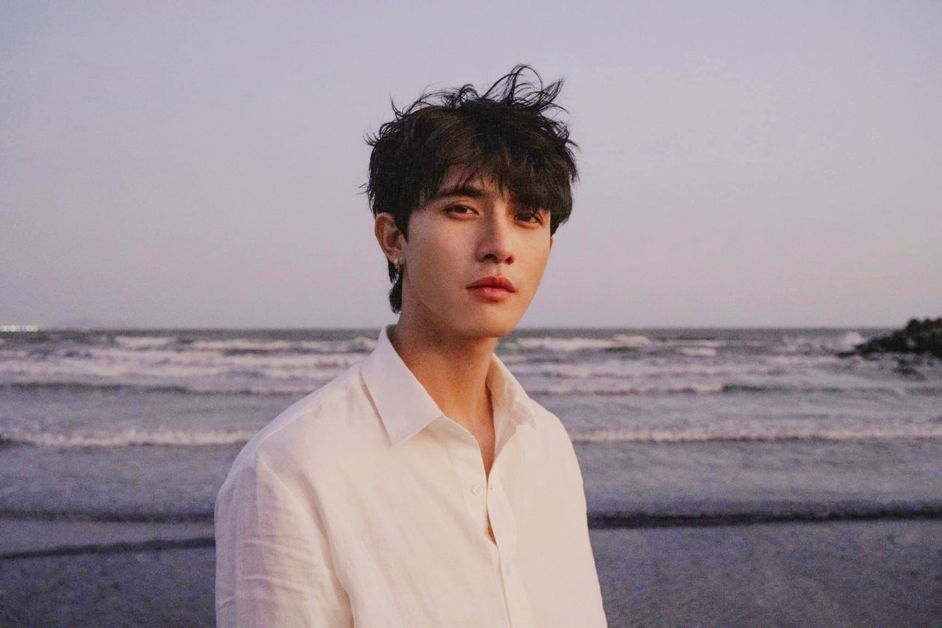 Nhìn mỹ nam này phải thốt lên "diễn viên Việt Nam có người đẹp vậy hả trời", đến cái tên cũng cao sang quyền quý- Ảnh 7.