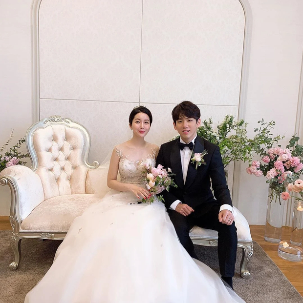 Anh trai Jisoo (BLACKPINK) lại trở thành tâm điểm phẫn nộ: Bị tố bạo hành gia đình, bắt vợ phải quỳ gối xin tha?- Ảnh 1.