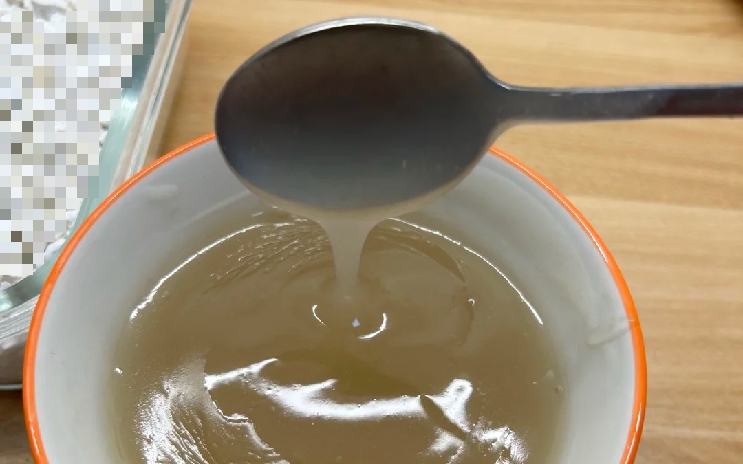 Người đàn ông 24 tuổi đột nhiên mù lòa, bác sĩ chỉ đích danh "thủ phạm" là loại nước hiếm người trẻ nào không mê - Ảnh 1.