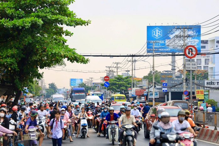 Sở Xây dựng TPHCM thông tin toàn cảnh dự án nâng cấp, mở rộng Quốc lộ 13- Ảnh 1.