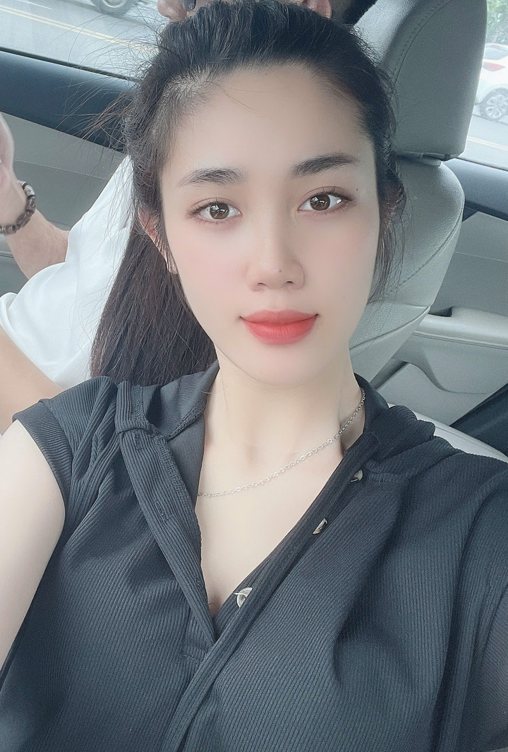 Cô gái kể phút hoảng loạn khi bị xe tải kéo lê cả trăm mét trên quốc lộ- Ảnh 1.