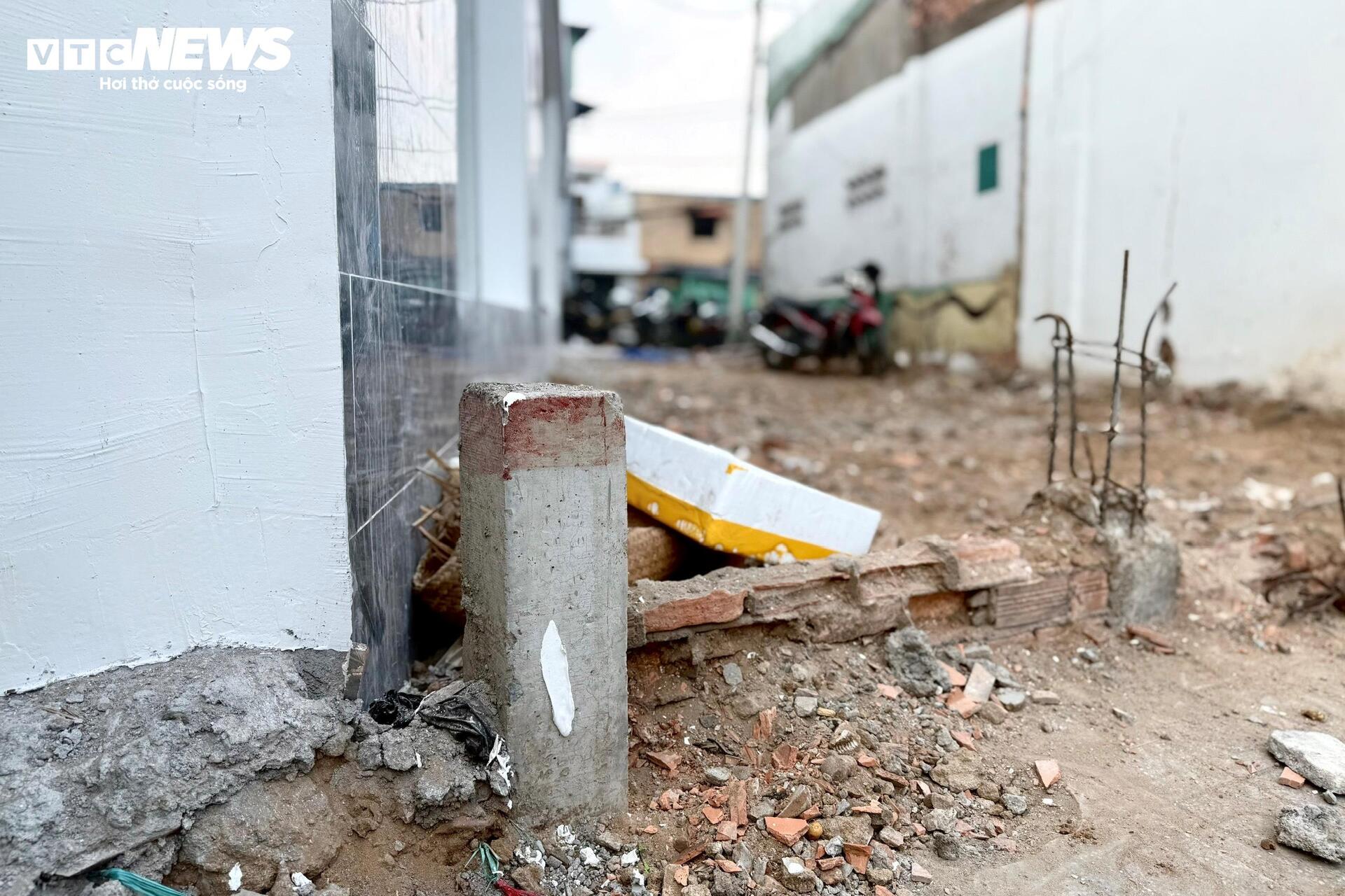 Người dân TP.HCM dỡ nhà, giao mặt bằng làm dự án Quốc lộ 13 mở rộng- Ảnh 11.