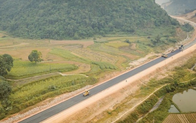 Cần cuộc “cách mạng” về đầu tư để chinh phục mục tiêu tăng trưởng