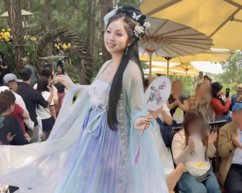 Ai nghỉ lễ chứ “cô Long Đà Lạt” lại bở hơi tai, tất bật đón khách thập phương đổ về