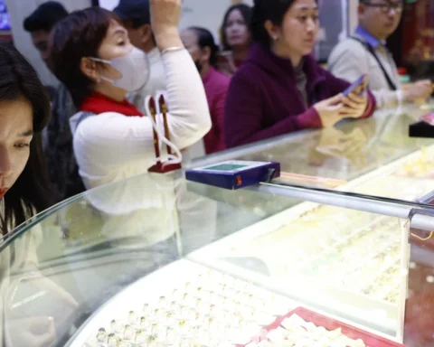Vàng không sinh lời, sao nhiều người lại sùng bái?