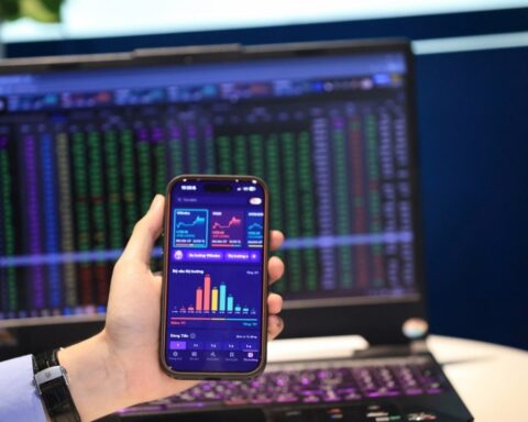 Chứng khoán ngày 29/4: Áp lực chốt lời gia tăng, VN-Index giảm điểm trước kỳ nghỉ lễ