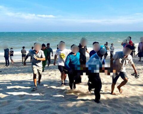 Tắm biển tại Mũi Né, một thiếu niên ở TPHCM đuối nước tử vong