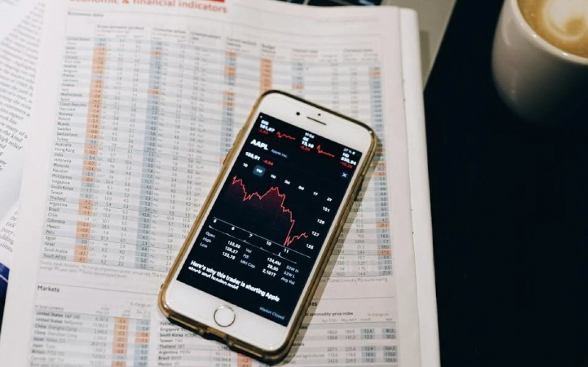VN-Index đứng trước cơ hội vượt vùng đỉnh 1.920 điểm trong tháng 5?