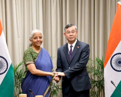 Bộ trưởng Ngô Văn Tuấn hội đàm với Bộ trưởng Bộ Tài chính Ấn Độ Nirmala Sitharaman
