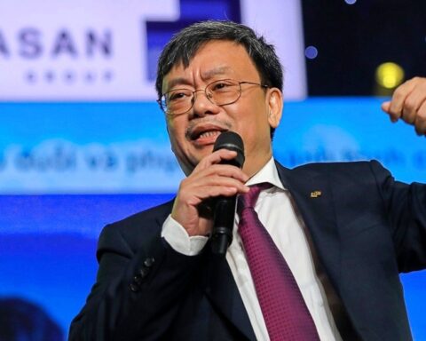 Vượt cả Vingroup và Hòa Phát, 1 cái tên bất ngờ vươn lên dẫn đầu bình chọn tại AGM Awards 2026: Cuộc đua bước vào giai đoạn kịch tính nhất