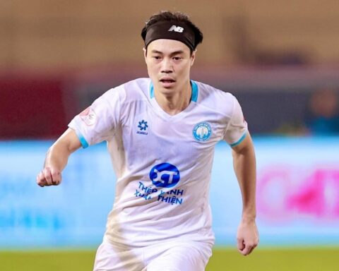 Văn Toàn báo tin vui