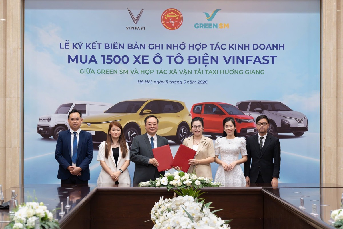 Một “khách sộp” vừa chốt đơn 1.500 ô tô điện VinFast của tỷ phú Phạm Nhật Vượng