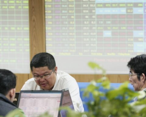Chứng khoán phái sinh ngày 11/5: Tăng vị thế nắm giữ khi VN30-Index quay đầu giảm