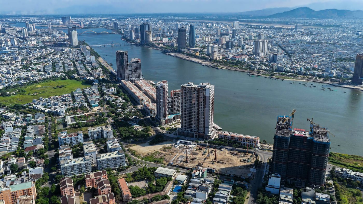 Giao dịch cao gấp 10 lần năm trước, chuyện gì đang xảy ra với thị trường căn hộ Đà Nẵng?