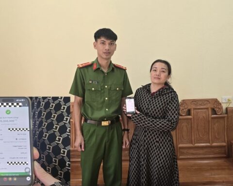 Người phụ nữ SN 1983 có giao dịch 15 triệu đồng với tài khoản mở tại Vietcombank, Công an vào cuộc xác minh dòng tiền