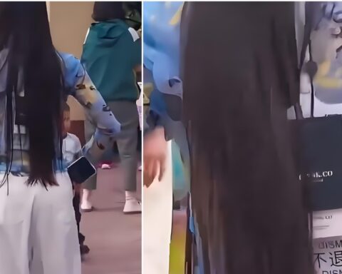 Người mẹ này nghĩ gì khi làm vậy ở cổng trường của con?