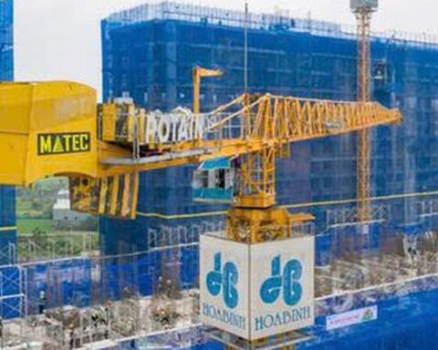Dẫn đầu danh sách chậm đóng bảo hiểm TP.HCM, Xây dựng Hòa Bình đang làm ăn ra sao?