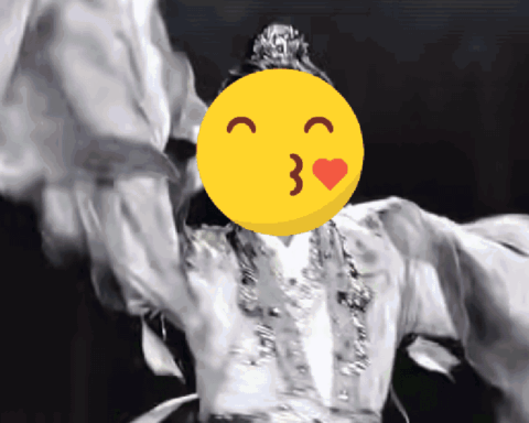 Mỹ nam 22 giây đổi màu 26 lần đang viral MXH