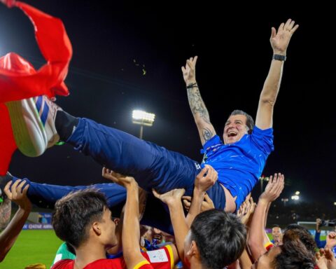 Phỏng vấn HLV Brazil Roland: “Tấm vé dự U17 World Cup sẽ là cú hích lớn cho bóng đá Việt Nam”